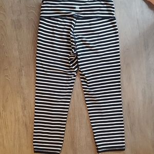 Athleta striped yoga pants leggings (sz small)